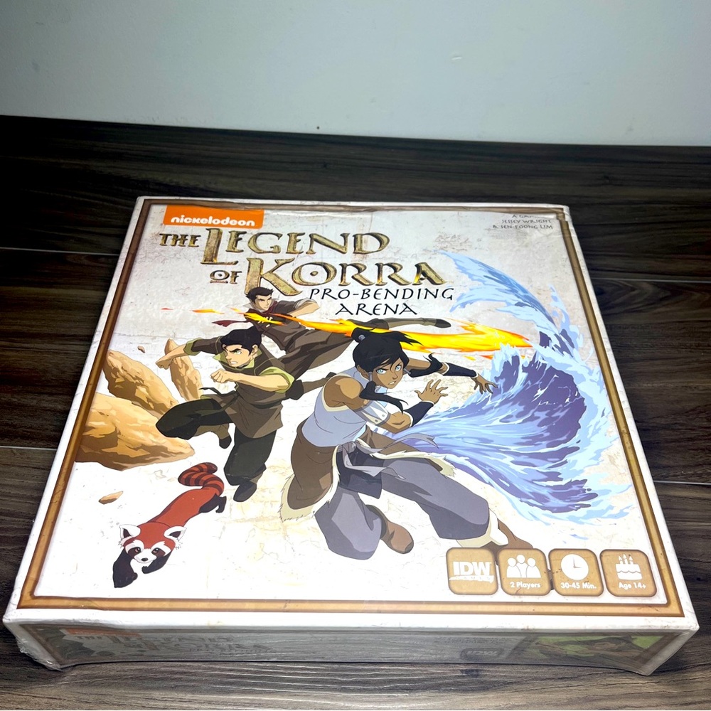 The Legend of Korra Pro-Bending Arena Board Game 2017 IDW Games